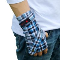 防晒半指手套男冬季韩版加绒保暖女学生可爱表演街舞装饰露指触屏 蓝格子不加绒1双