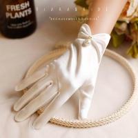 新娘手套长款婚纱礼服全指缎面保暖白色拍照有指婚礼仪式手套 米色