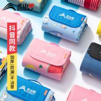 野外防潮垫野餐垫垫加厚沙滩餐巾布便携地垫防潮垫草坪郊游防水 植绒款100x150[颜色随机]