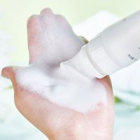 [按摩头]山茶花氨基酸泡沫洗面奶深层清洁洁面控油去黑头学生女 (按摩头)山茶花洗面奶