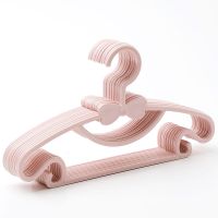 5-30个儿童衣架衣撑可爱挂防滑无痕晾衣架家用衣撑子婴儿宝宝新生 北欧粉 5个装(不够用)