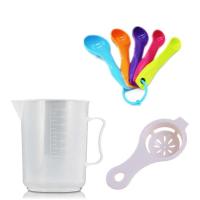 500ml量杯量勺套装带刻度量匙烘焙工具奶粉咖啡面粉计量杯盐勺 300ml量杯+五彩量勺