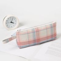 笔袋女生大容量ins日系高颜值高中学生文具袋韩版简约JK可爱笔袋 jk大三角单层[白桃清酒] 单个笔袋[收藏优先发货]