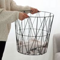 ins北欧风铁艺床头柜极简金色属小桌子卧室个性创意省空间小茶几 黑色框小号特价款(无)