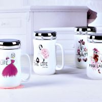 创意潮流马克杯礼盒带盖勺可爱卡通陶瓷办公室喝水杯女家用咖啡杯 模特随机 杯+盖