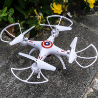 [新品直营]小学生遥控飞机玩具高清航拍气压定高充电耐摔直升机四轴飞行器