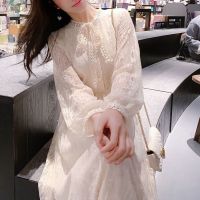 2021秋冬新款韩版长袖蕾丝打底连衣裙甜美森系气质中长款过膝裙子