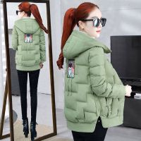 时尚短款连帽羽绒棉服2021冬季女装新款棉袄棉衣宽松加厚保暖外套