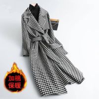 有里布2021秋冬新款大码女装长袖中长款千鸟格毛呢外套女