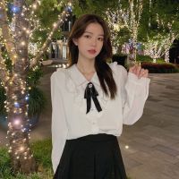 春秋新款女装法式甜美别致上衣女学院风木耳边娃娃领气质白色衬衫