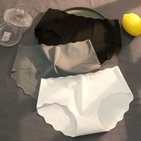 1-4条 无痕冰丝内裤女夏季清凉性感女士中腰透气少女三角裤薄