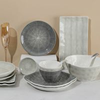 北欧轻奢餐具碗筷子情侣盘子碗套装家用组合网红盘子陶瓷饭碗礼品