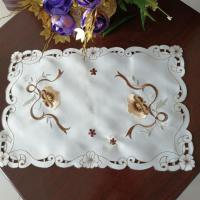 销售刺绣镂空餐桌隔热垫茶盘茶具盖巾梳妆台电视柜盖巾