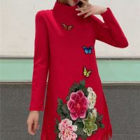 民族风套头长袖苏裙冬季高领立体牡丹花中长款a型红色连衣裙女