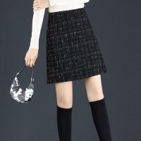 a字包臀半身裙女秋冬新款时尚包裙高腰毛呢防走光格子百搭短裙子