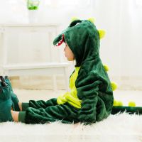 卡通儿童恐龙服宝宝连体睡衣女大童秋冬可爱法兰绒男孩学生动物厚