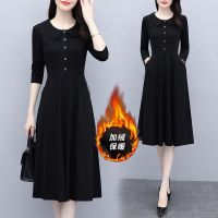 加绒加厚大码长袖保暖连衣裙女2021秋冬新款胖mm气质显瘦打底裙子