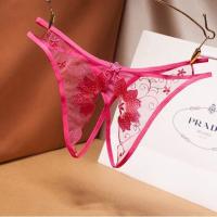 欧美奢华高档刺绣性感内裤低腰刺绣花朵内裤女士透明无痕开档免脱 玫红 均码[80-120斤]没有赠品