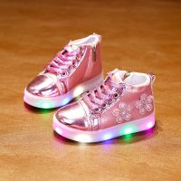 童鞋2021秋冬1-3女童花朵公主短靴2岁宝宝软底防滑亮灯鞋女孩棉鞋 粉色 码数不标准 按内长选购
