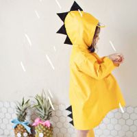 班哲尼 儿童雨衣非一次性雨披斗篷雨衣可爱小恐龙小学生书包雨披 黄色 XL