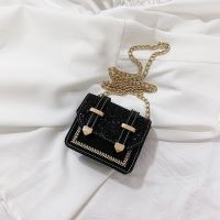 黑色 小包包女包2021新款夏天小清新时尚迷你包百搭单肩斜挎链条小方包