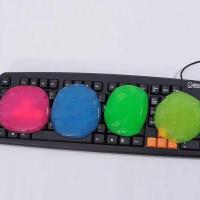 颜色随机2包 多功能清洁软胶车内除尘清洁泥沾灰键盘清洁泥缝隙死角万能清洁胶