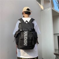 学生书包男原宿时尚潮流双肩包轻便大容量旅行包个性简约背包男 黑色小号:高42宽25厚14 无