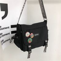 日系原宿补课工装书包学生斜挎包男帆布大容量斜跨包休闲女韩版潮 黑色 单包[收藏店铺送3徽章]