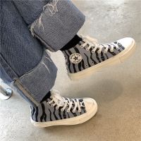 日常上课穿搭~雾霾蓝斑马豹高帮帆布鞋女2021春季百搭板鞋ins潮 斑马 35