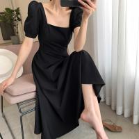 黑色连衣裙女2021夏新款ins茶歇裙气质方领过膝长款赫本风小黑裙 黑色 S