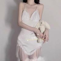 小妲己:连衣裙2021性感情趣睡衣女性感新款时尚网纱透视吊带睡裙 白色 均码(80-100斤)