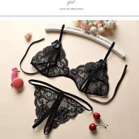 情趣性感三点式女士内衣内裤套装露乳文胸免脱蕾丝开档丁字裤T裤 黑色 套装内衣+内裤[80-120斤]