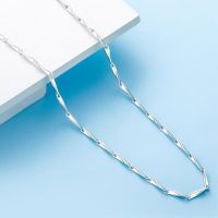 925彩金色四叶草吊坠项链酷女ins不掉色闺蜜锁骨潮个性学生日韩版 白金色瓜子链45cm[不配礼物] [配送绿色爱心手链