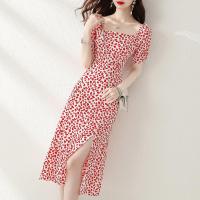 [武汉原版]2021夏季新款青春靓丽风方领短袖百搭女款连衣裙 红色 S