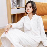 睡裙女秋冬长款加厚宽松大码孕妇睡袍月子服珊瑚绒冬季睡衣法兰绒 白色 拉链提花款 M 适合80-120斤