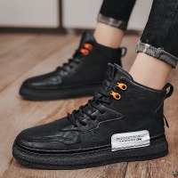 伊努特马丁靴男英伦风2021秋季新款男鞋百搭高帮皮靴潮流中帮工装机车靴