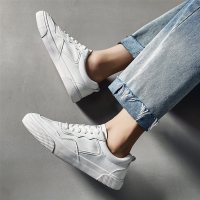 伊努特西装小白鞋男韩版百搭潮流秋季透气鞋子纤软皮休闲运动chic板鞋