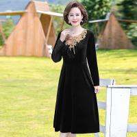 黑色 XL(建议90-105斤) 妈妈春秋装连衣裙40岁50中年女金丝绒长袖裙子中老年人过膝打底裙