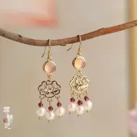 莲花座耳钩 寻簪记汉服日常珍珠耳坠莲花锁石榴石耳环jez007