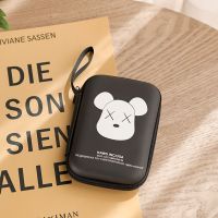 白色暴力熊方包款 耳机收纳盒充电宝移动硬盘盒充电器便携迷你卡通可爱数据线收纳包