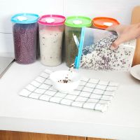 1个#[密封+直扣1.5斤大米]混色 狗粮猫粮储存桶宠物储粮桶密封防潮狗粮桶粮食收纳储存罐猫粮盒子