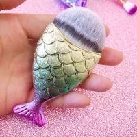 粉色-大号鱼型粉底刷(带盖) 人鱼独角兽化妆刷套装6件套粉刷眼影