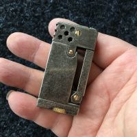 做旧银色 老式复古煤油打火机 经典怀旧打火机 侧压式煤油打火机 送火石线