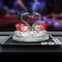 红色天鹅银色 车载香水车内饰品摆件汽车装饰用品大全车上香薰淡香高档漂亮内饰