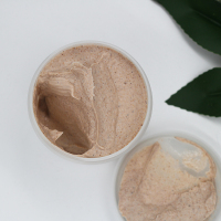 旗舰店烟酰胺磨砂膏去鸡皮肤去角质身体嫩白全身柔滑疙瘩