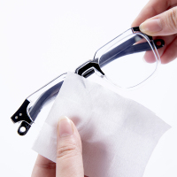 日本眼镜防雾湿巾擦拭镜片一次性手机屏幕清洁湿巾高效眼镜防雾布