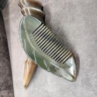 黑花叶子梳(12厘米左右)有孔 天然牛角刮痧按摩梳子家用男女长发专用经络按摩梳檀木梳拨筋棒