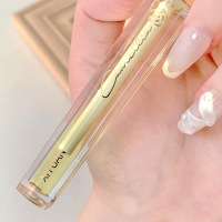 山茶花唇部精华护理油修复唇部皮干裂滋润嘴唇无色男女