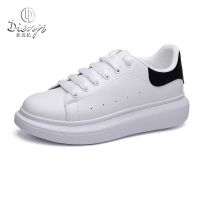 白黑 39 收藏关注店铺小礼物 男鞋麦昆小白鞋厚底增高情侣时尚百搭男士休闲板鞋