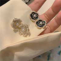 山茶花白色耳钉单只 高级感珍珠山茶花耳钉~小香风白色花朵耳环女ins复古小众耳饰耳夹